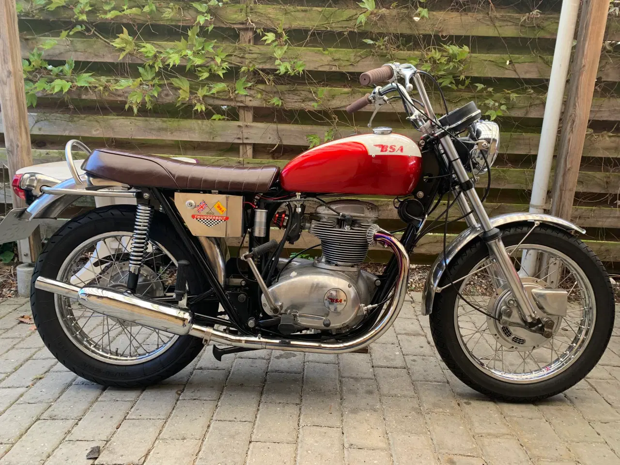 Billede 1 - Købes. BSA A65 Thunderbolt 1966-71