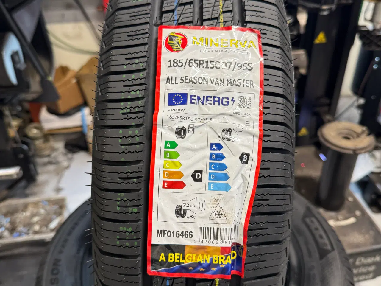 Billede 4 - Minerva helårsdæk 185/65 15c