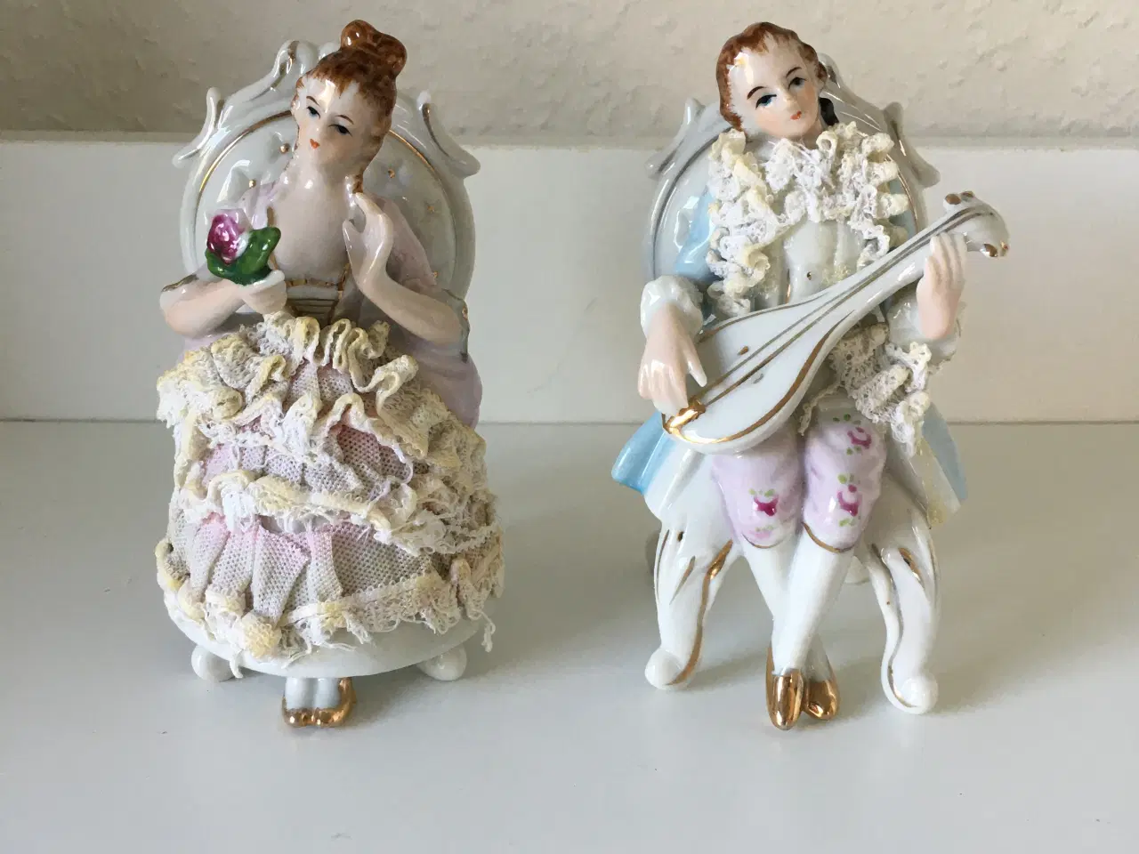 Billede 2 - Porcelæn figur