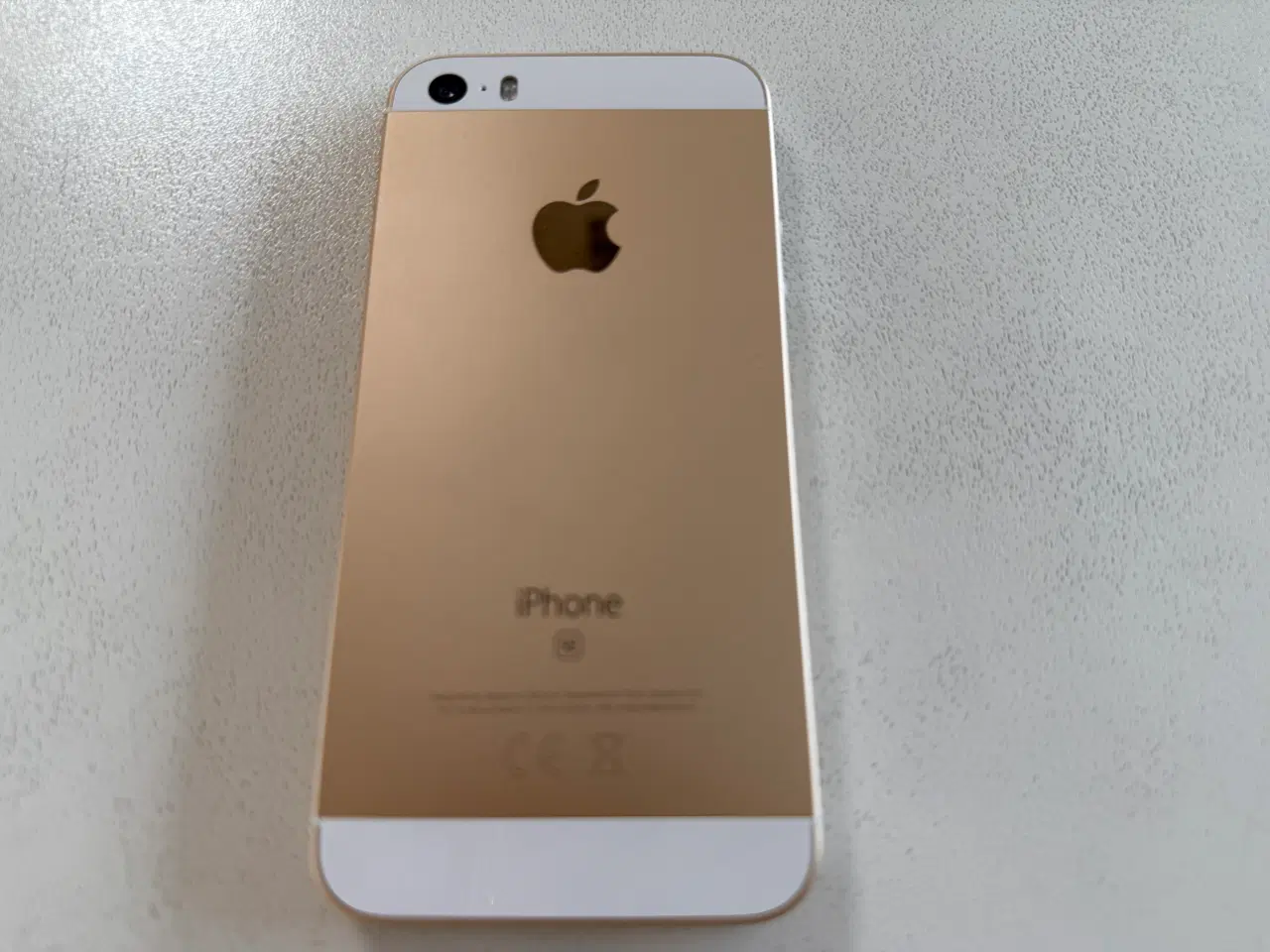 Billede 2 - iPhone SE - 32 GB - Batteri 84%