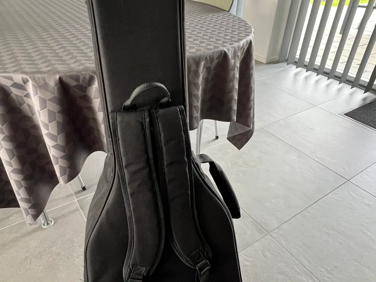 Billede 7 - Ortega R121 Akustisk guitar inkl. taske