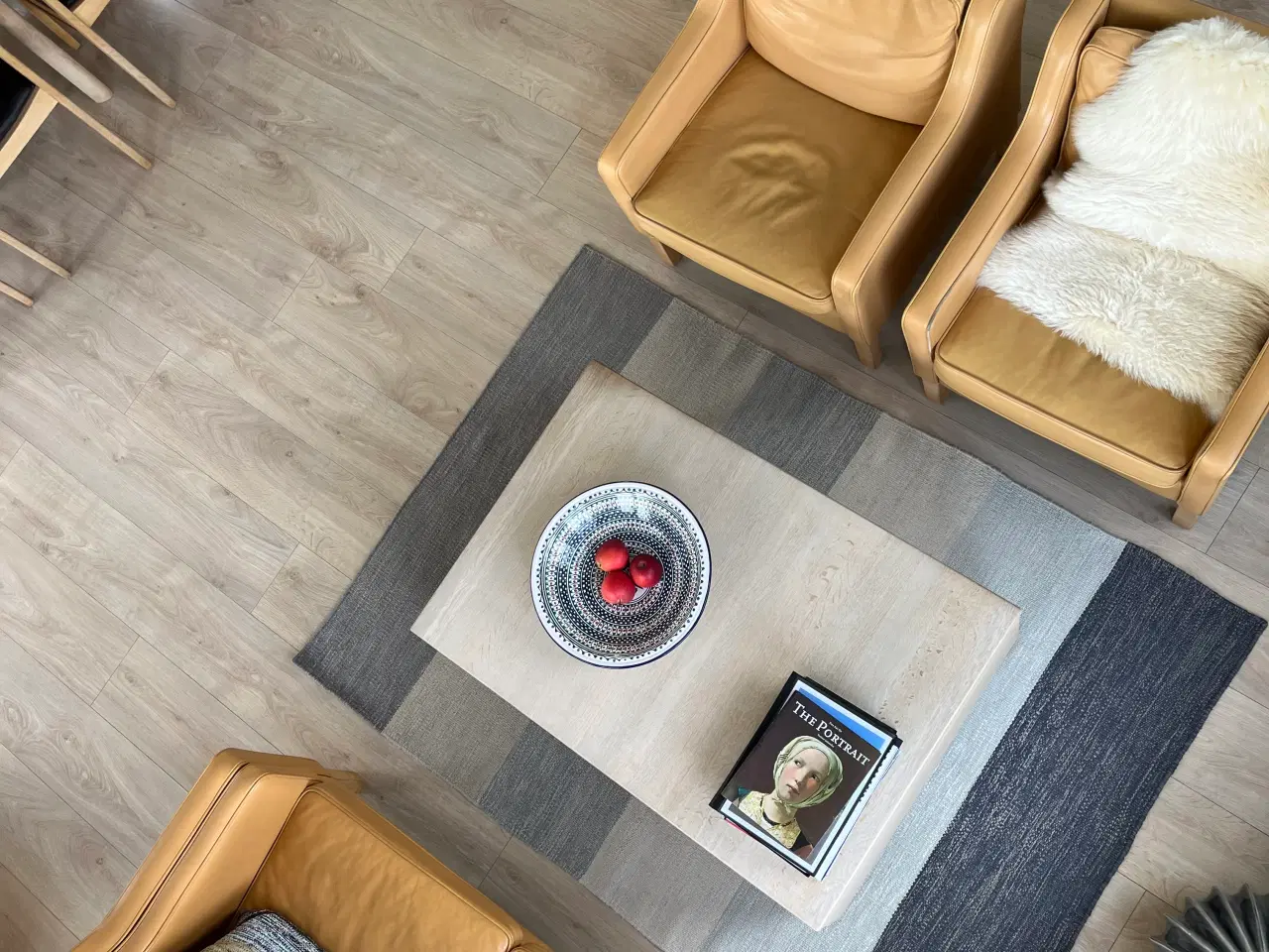 Billede 1 - Flotte Mogens Hansen møbler i elegant farve