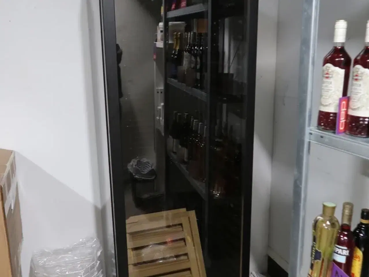 Billede 1 - Vinkøleskab, Gross VKG 571