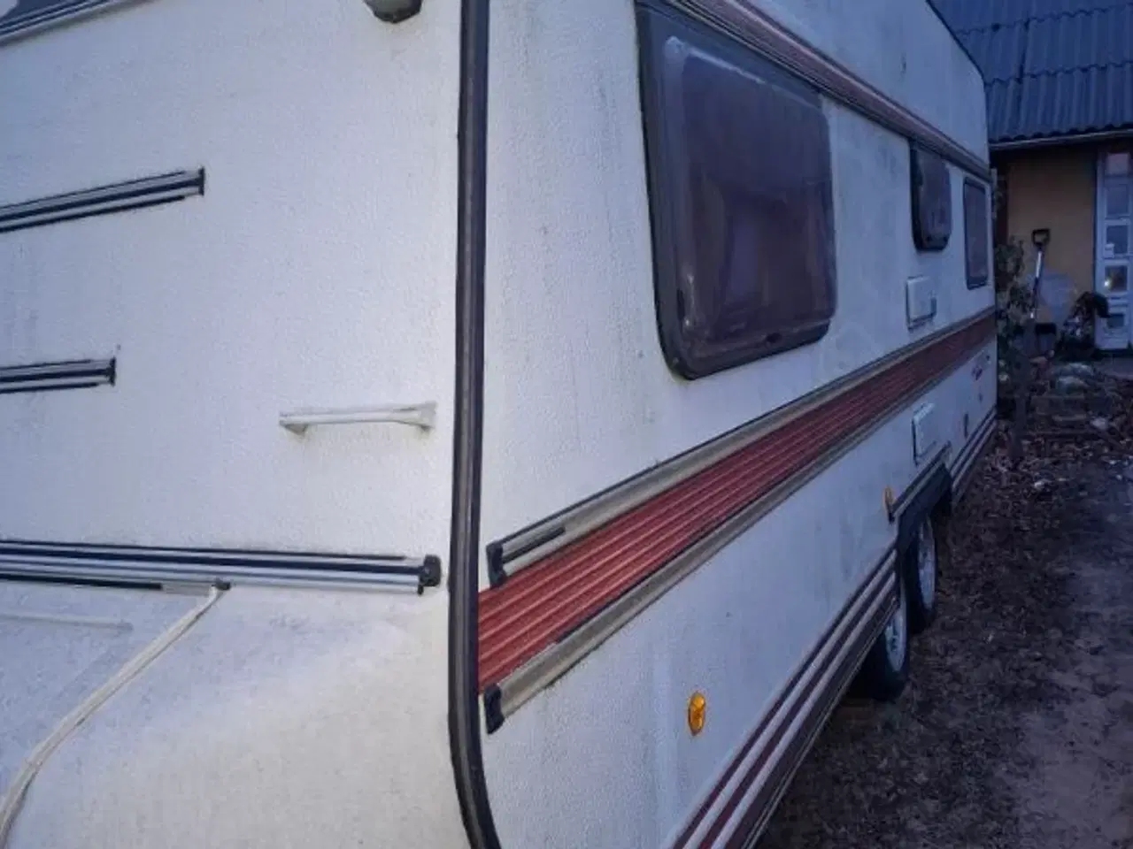 Billede 1 - Campingvognen sælges 