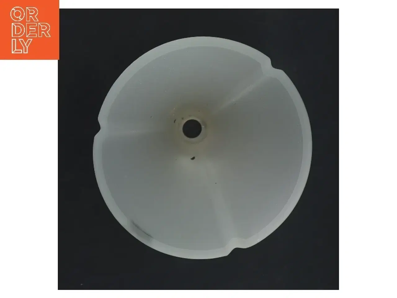 Billede 2 - Frosted lampeskærm med komponenter fra Herstal (str. 19x12 cm)