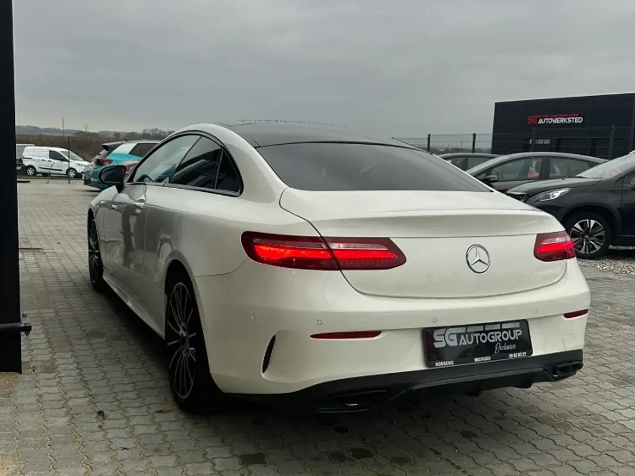 Billede 5 - Mercedes E220 d 2,0 AMG Line Coupé aut.