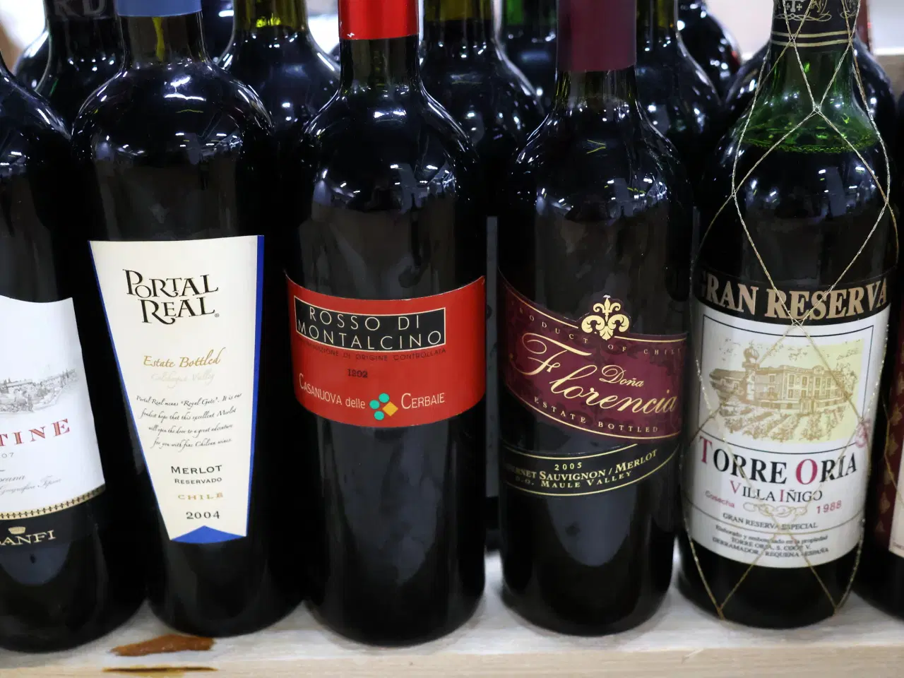 Billede 11 - 68 Flasker div vine.