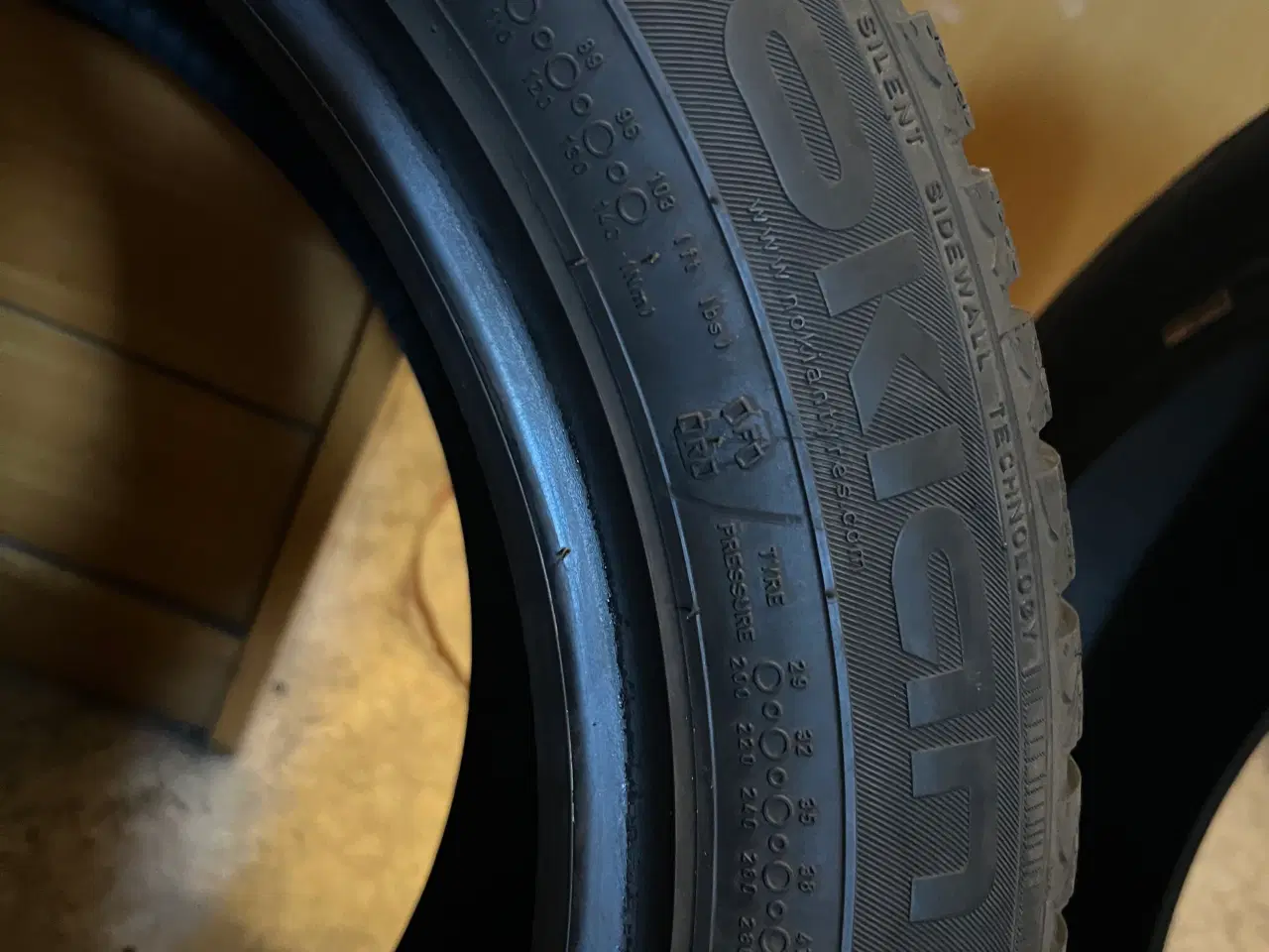 Billede 4 - To stk. Nokian Vinterdæk 205/55 R16