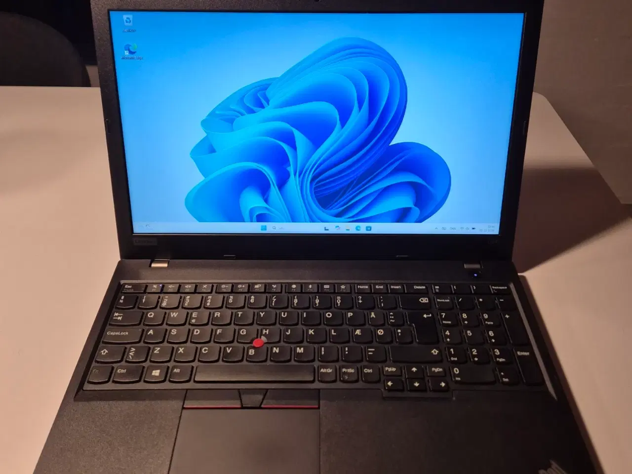 Billede 2 - Lenovo ThinkPad L590, Core i3, 8GB RAM, 128GB SSD
