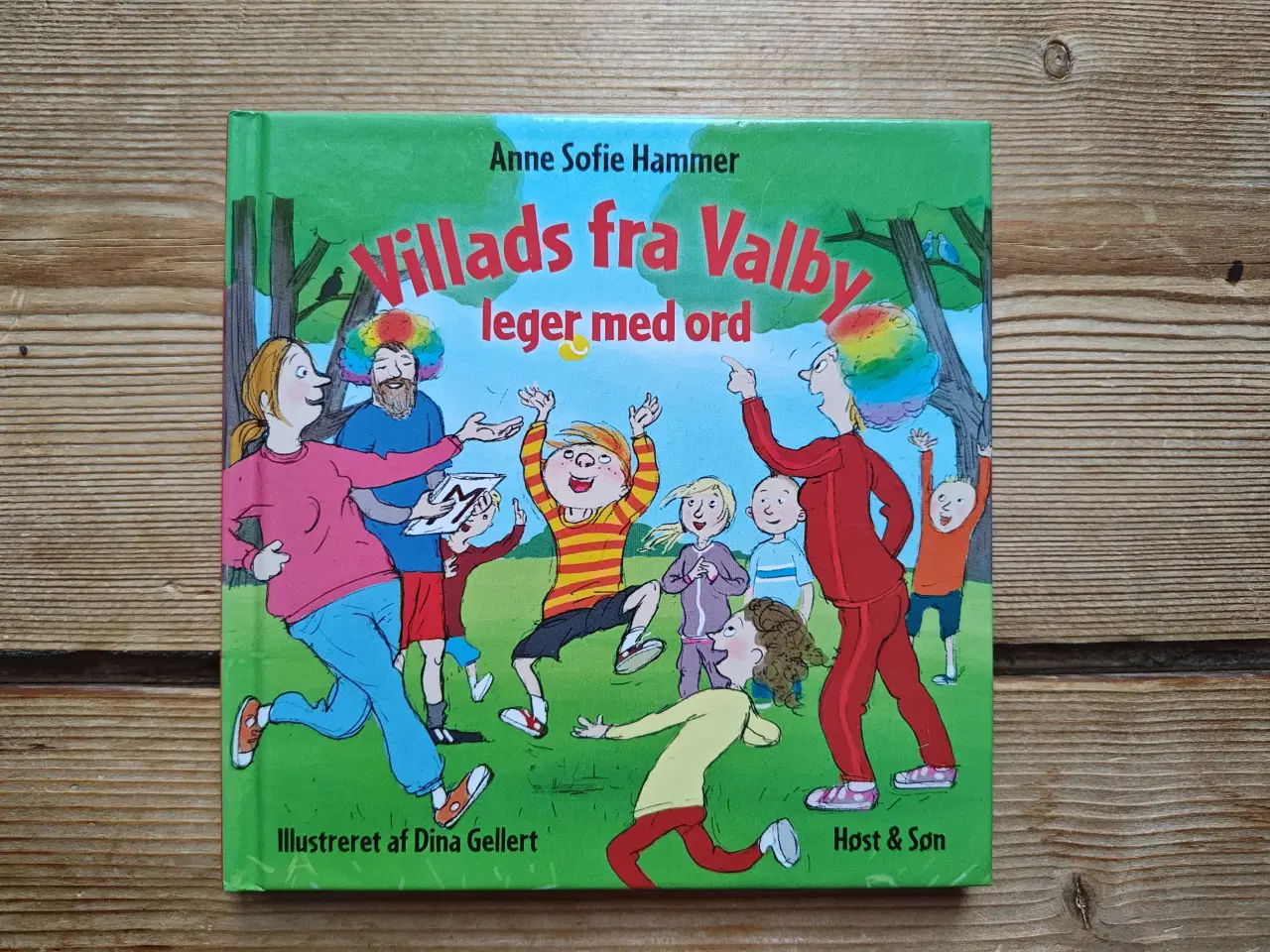 Billede 1 - Villads fra Valby leger med ord BOG