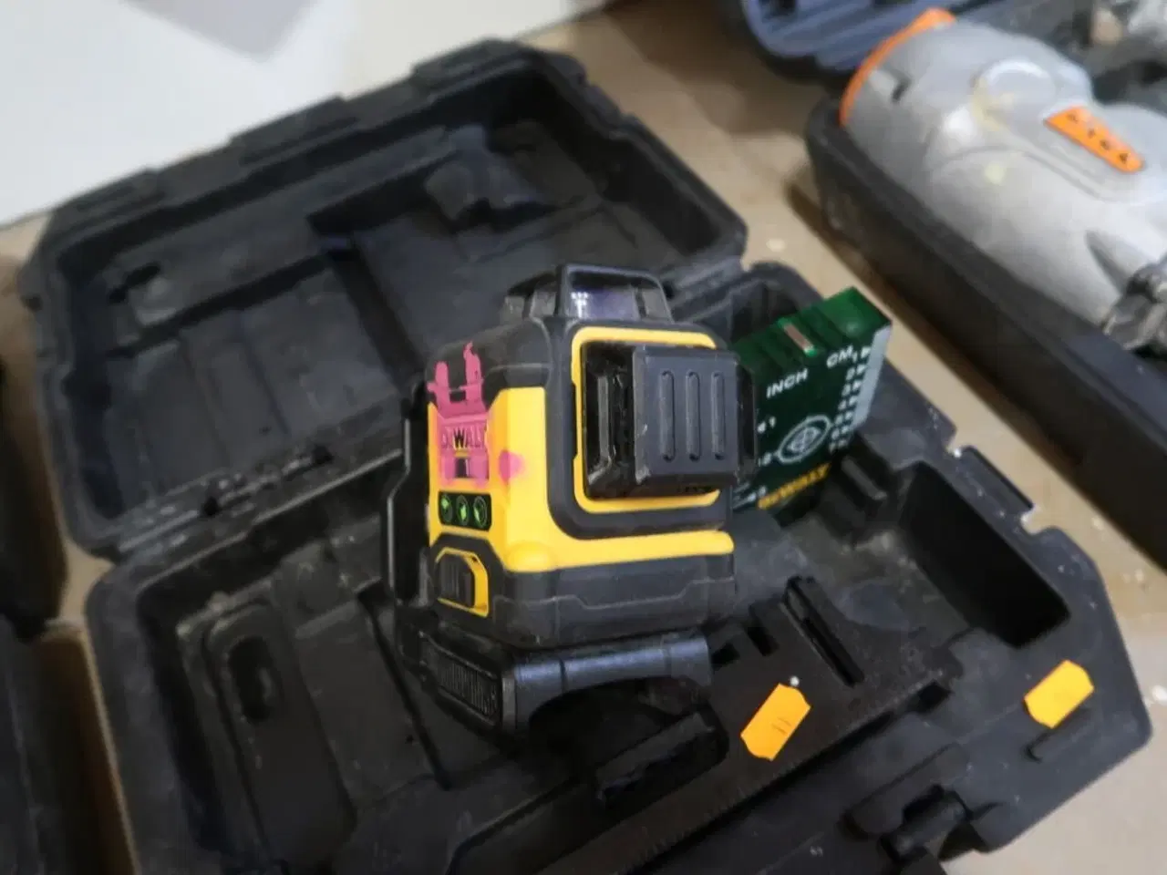 Billede 2 - Multilinjelaser DEWALT DCLE34031