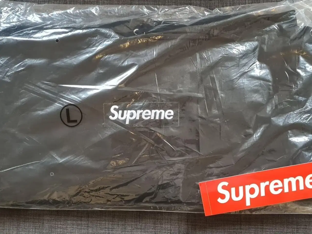Billede 1 - Supreme Box Logo Hoodie