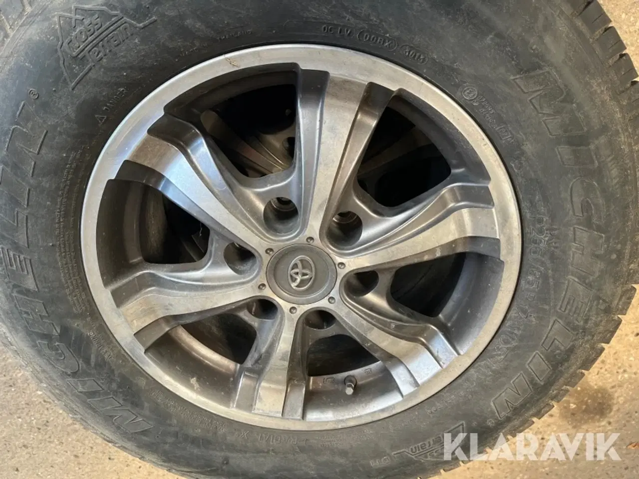 Billede 8 - Dæk med fælge Toyota 17" Michellin cross terrain