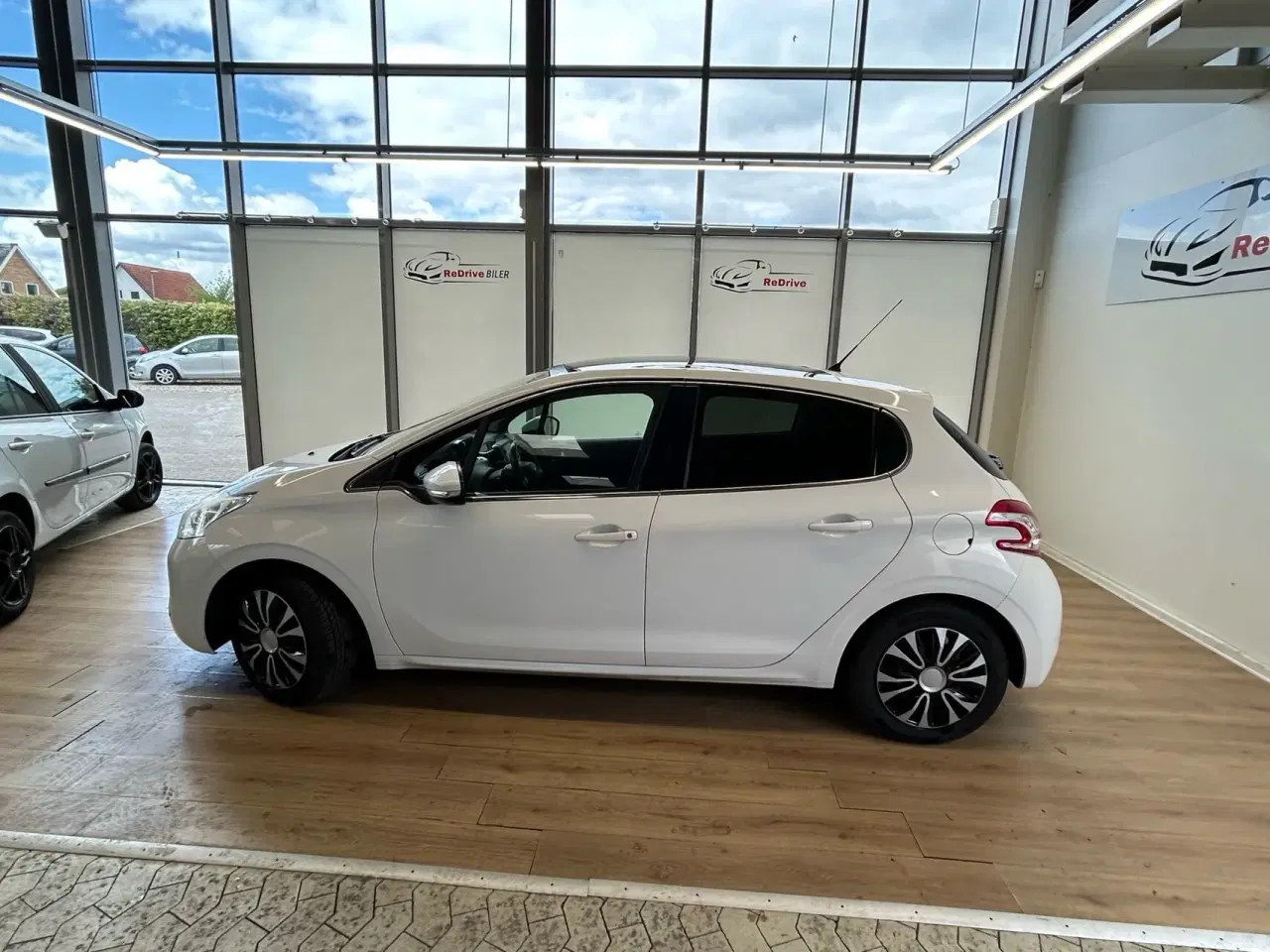 Billede 7 - Peugeot 208 1,2 VTi Allure Sky 82HK 5d