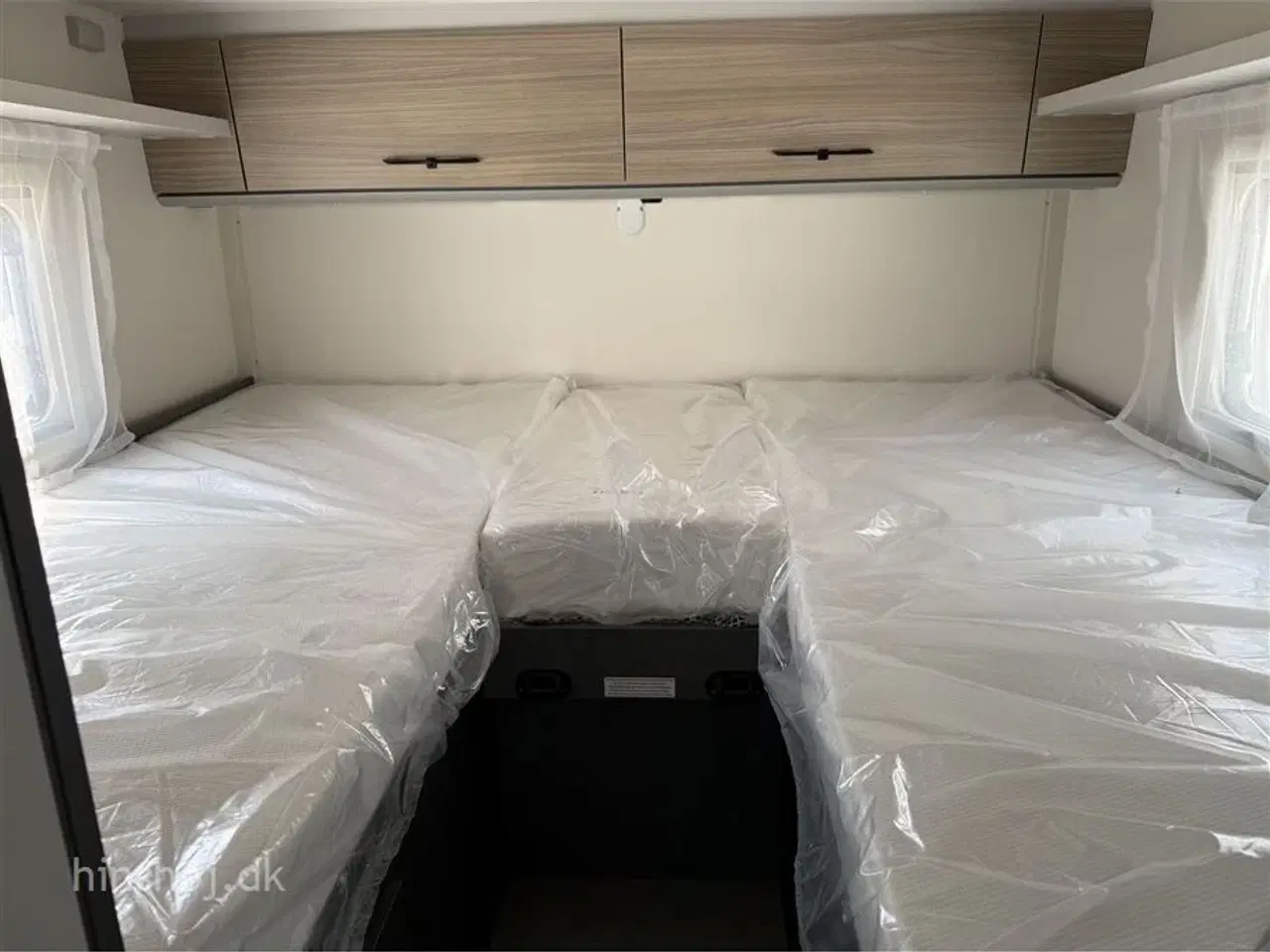 Billede 31 - 2026 - Etrusco V 6.8 SCF Scandic Edition Aut.   2026 Etrusco V 6.8 SCF Scandic Edition med Automatgear fra Hinshøj Caravan.