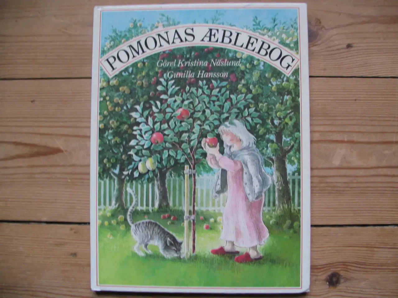 Billede 1 - Pomonas æblebog