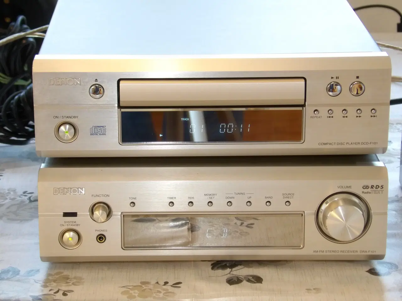 Billede 2 - Denon anlæg m.m.