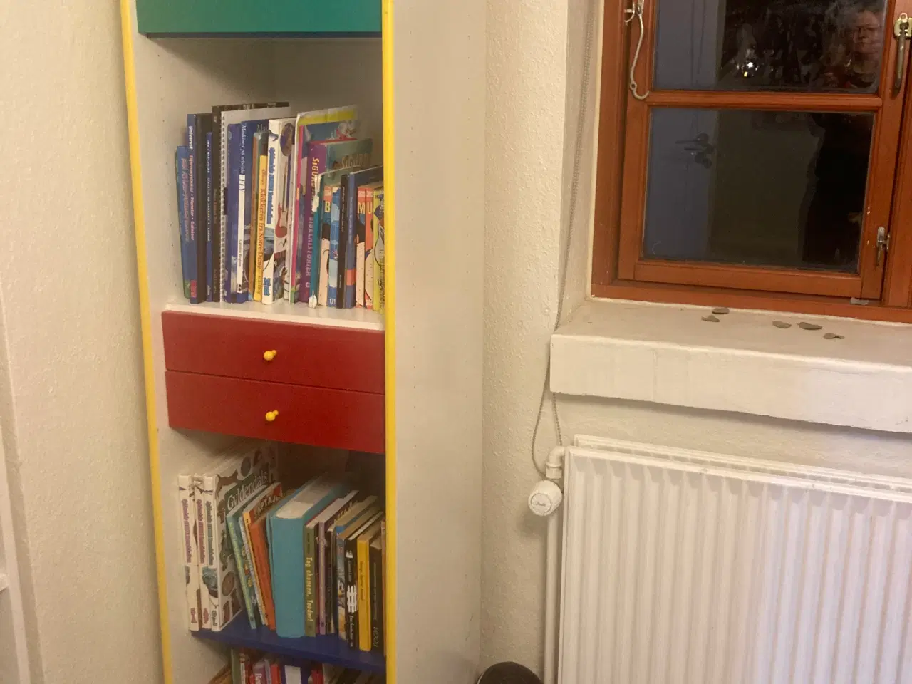 Billede 5 - 3 Fine skabe og reoler i forskellige mål