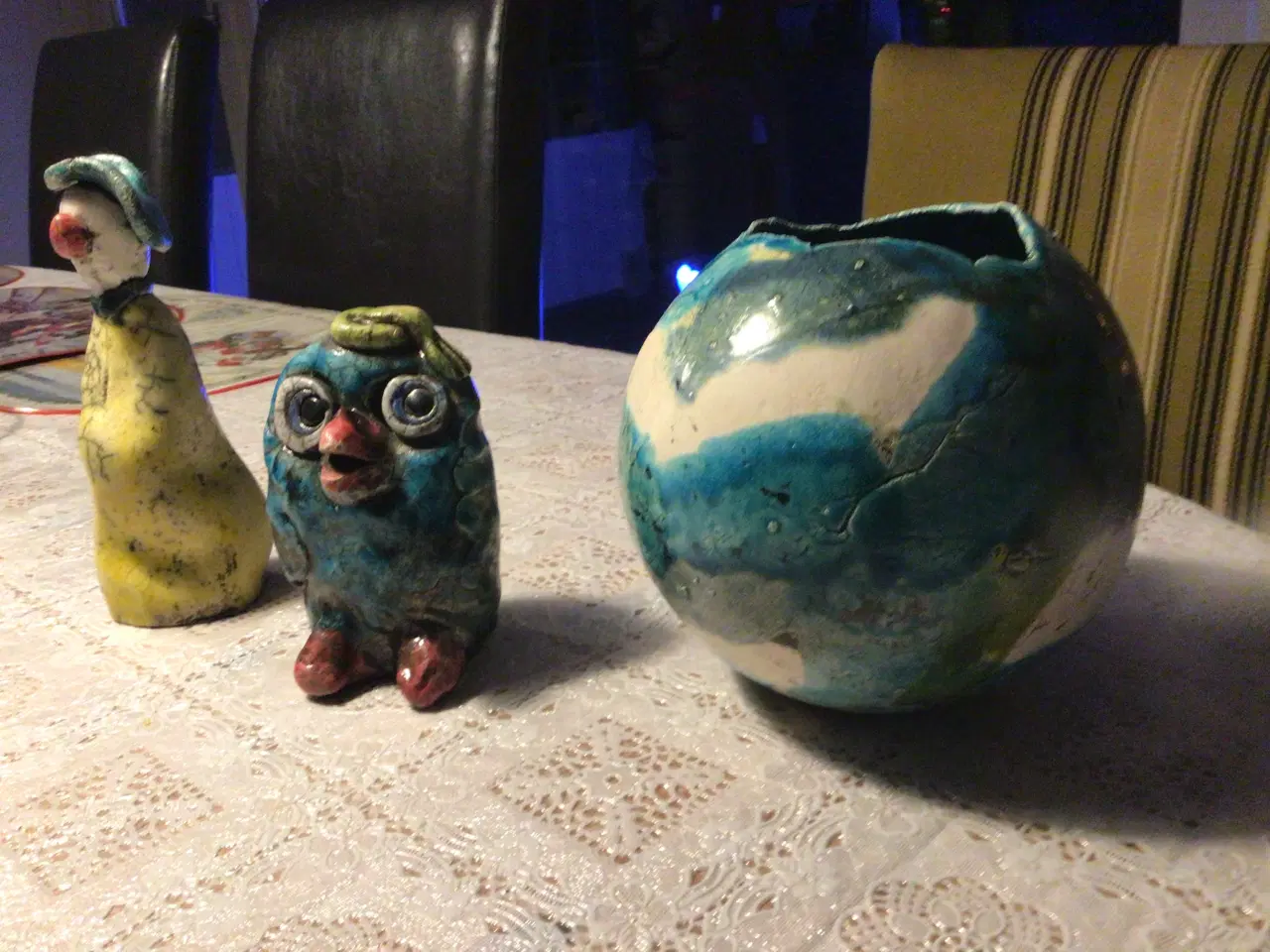 Billede 2 - Keramik skål og 2 figurer sælge