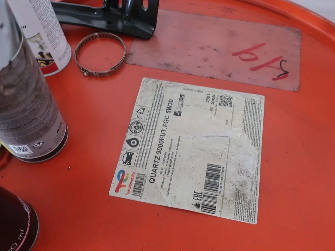 Billede 3 - Ca. 80 liter motorolie QUARTZ 9000FUT.FGC 5W30