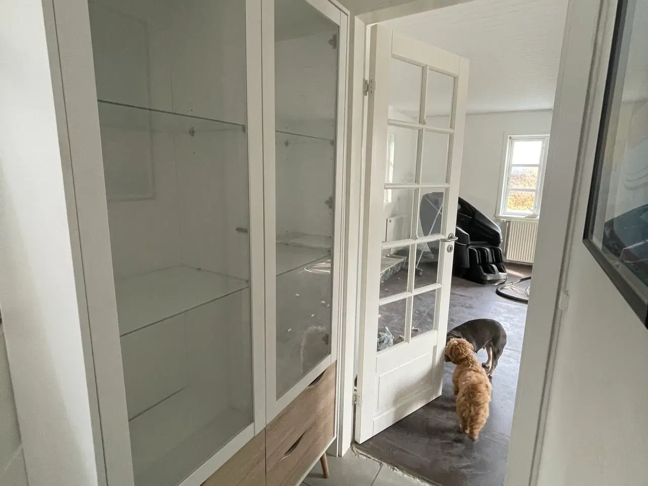 Billede 1 - Vitrineskab 700 kr 