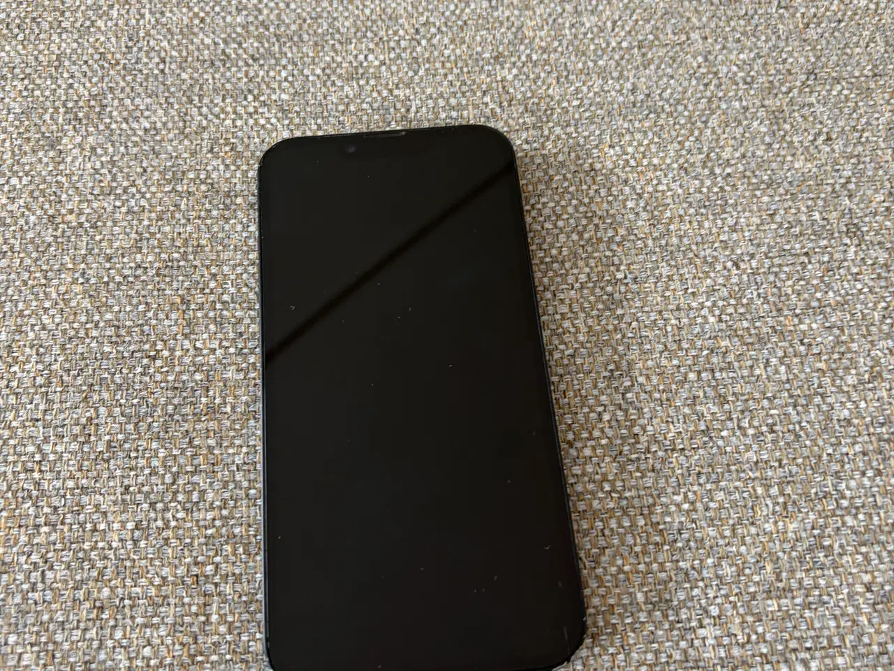 Billede 1 - Den er reserveret til søndag Pæn iPhone 14 