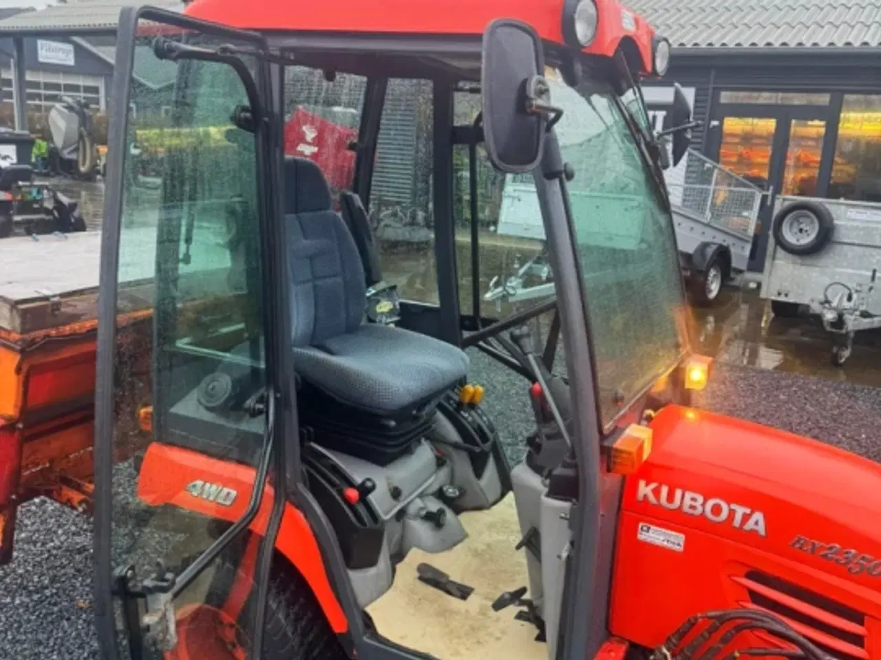 Billede 7 - Kubota 2350 minitraktor / 770 timer / vinterudstyr