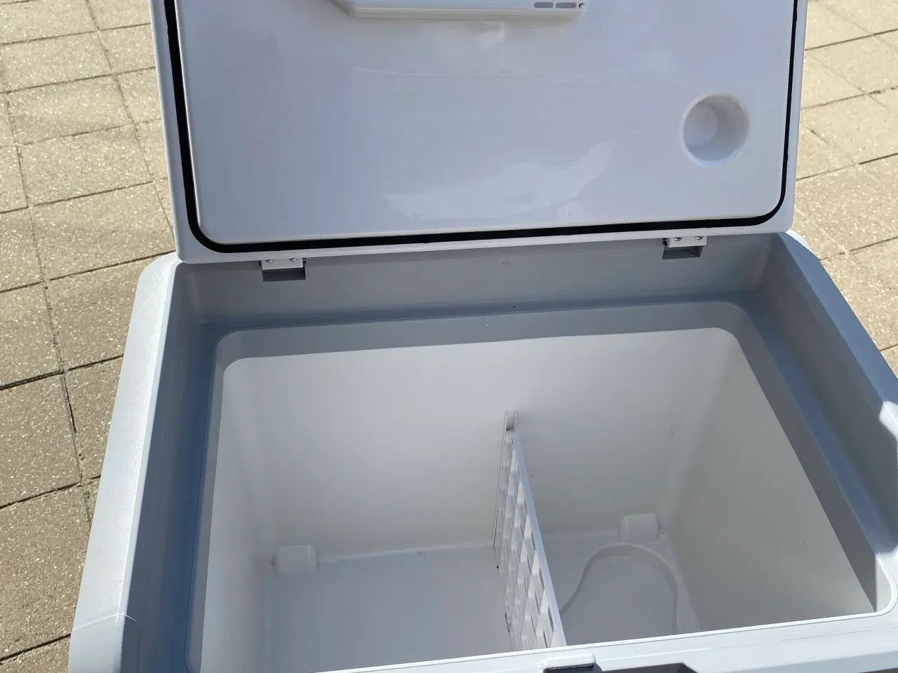 Billede 4 - Kølebox raze 40l. 12/230 v