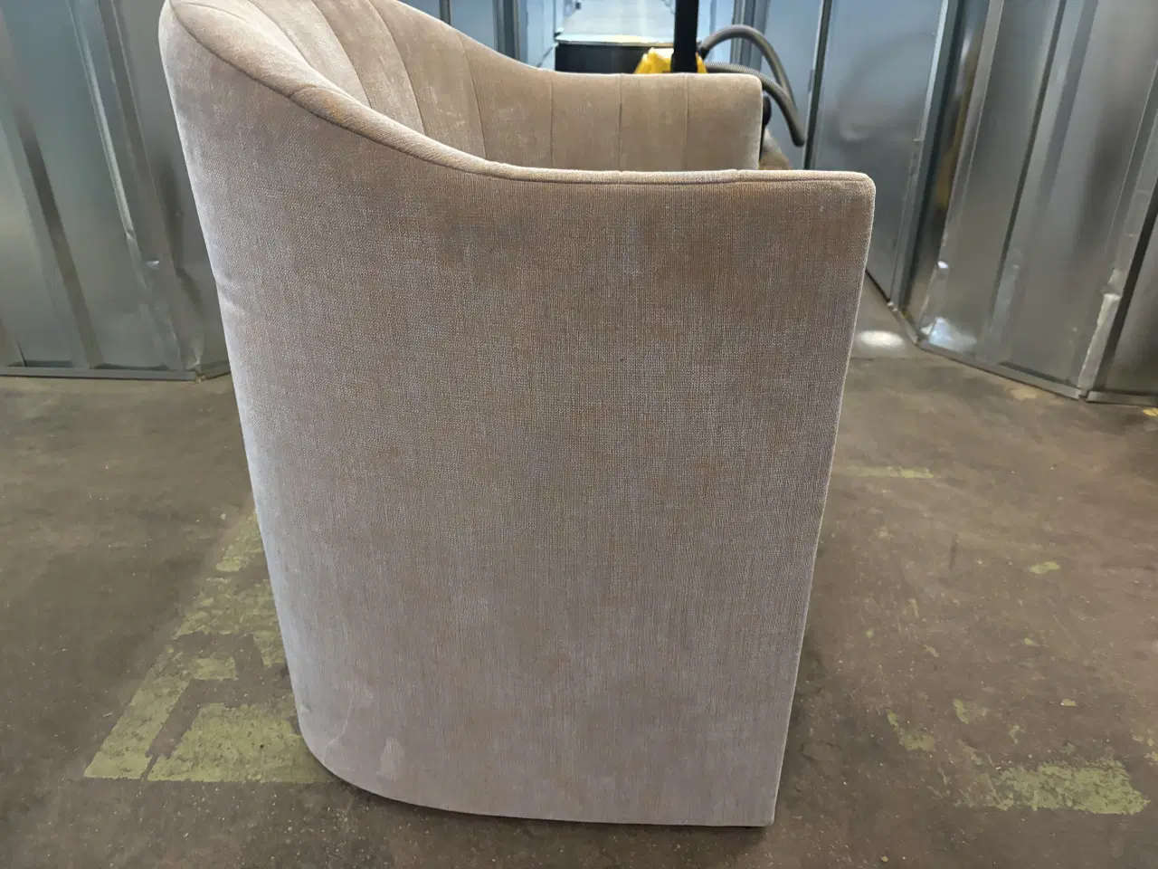 Billede 4 - 4 pæne og  stilrene spisestole