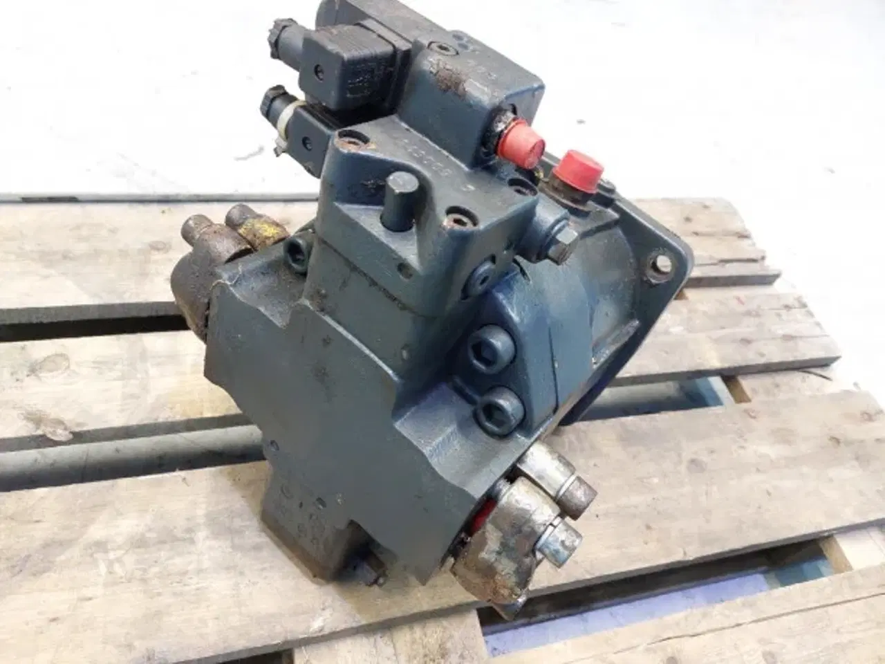 Billede 8 - Kramer 712 Hydraulikpumpe 0000802973