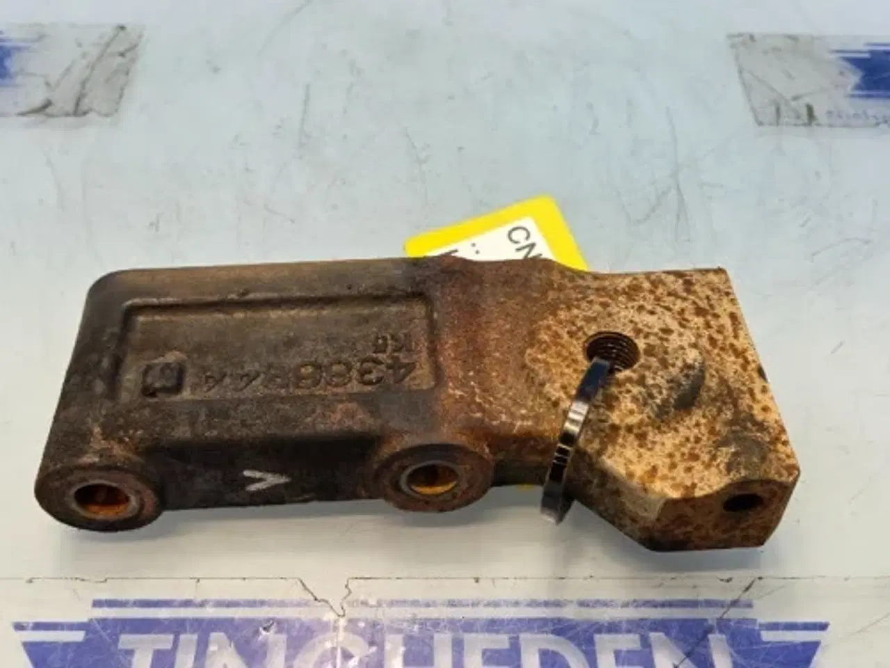 Billede 2 - Valtra  S394   Beslag LH   4386844M2