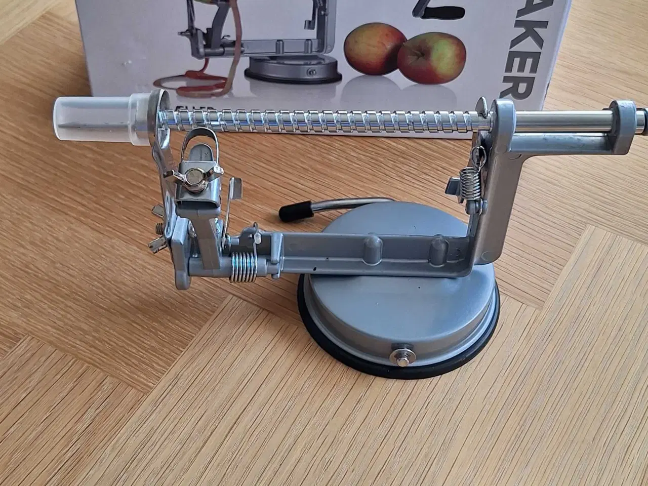Billede 2 - Æbleskræller 