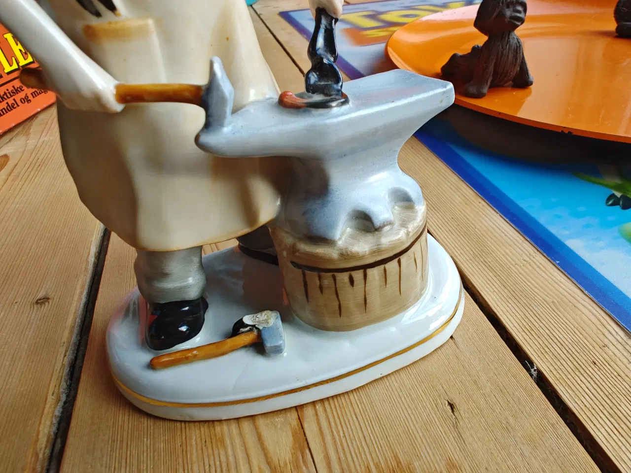 Billede 2 - Smed Figur med Ambolt
