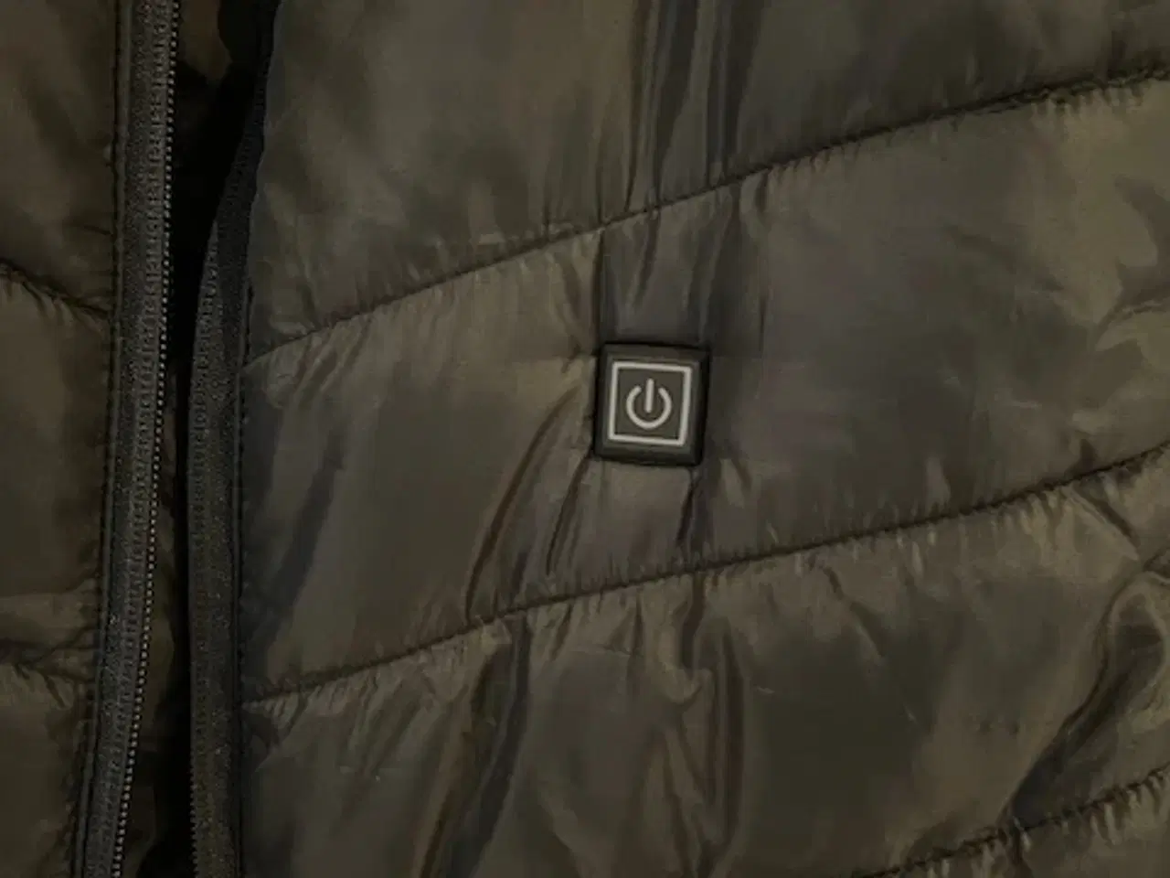 Billede 2 - Vest med elvarme i