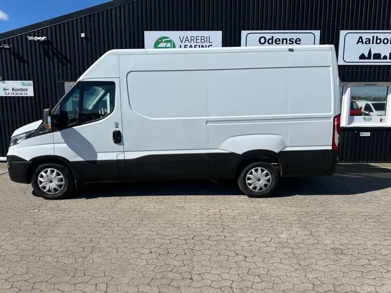 Billede 1 - Iveco Daily 3,0 35S17 12m³ Van