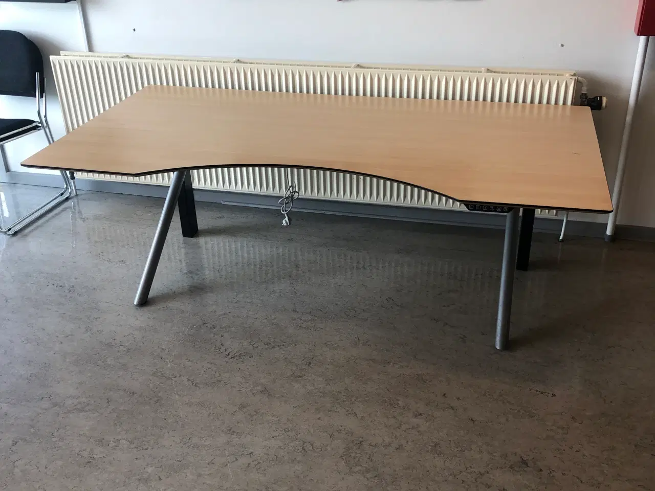 Billede 2 - Hæve/sænke skrivebord