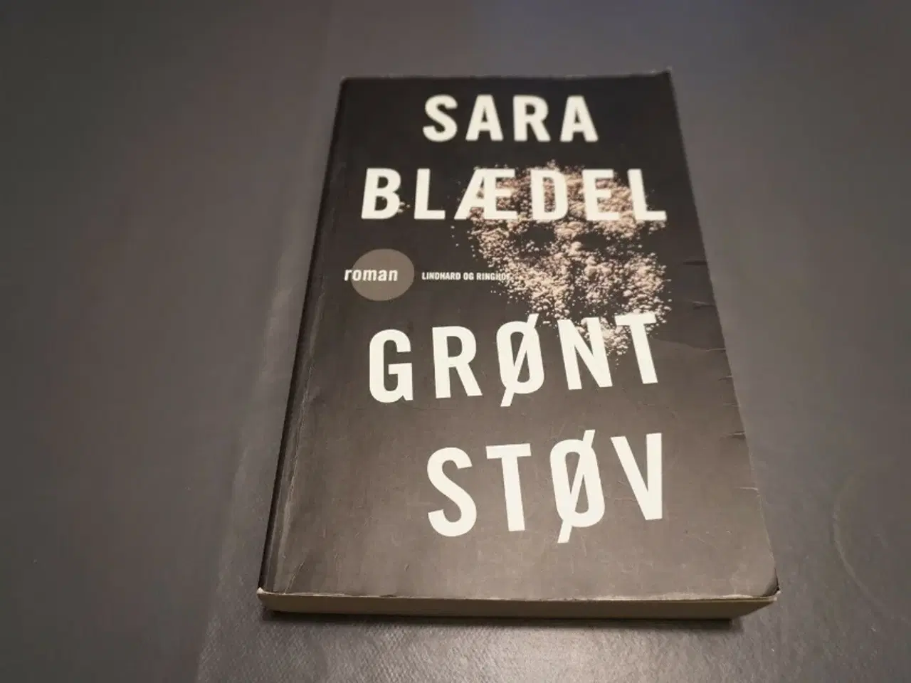 Billede 1 - Grønt støv, Sara Blædel