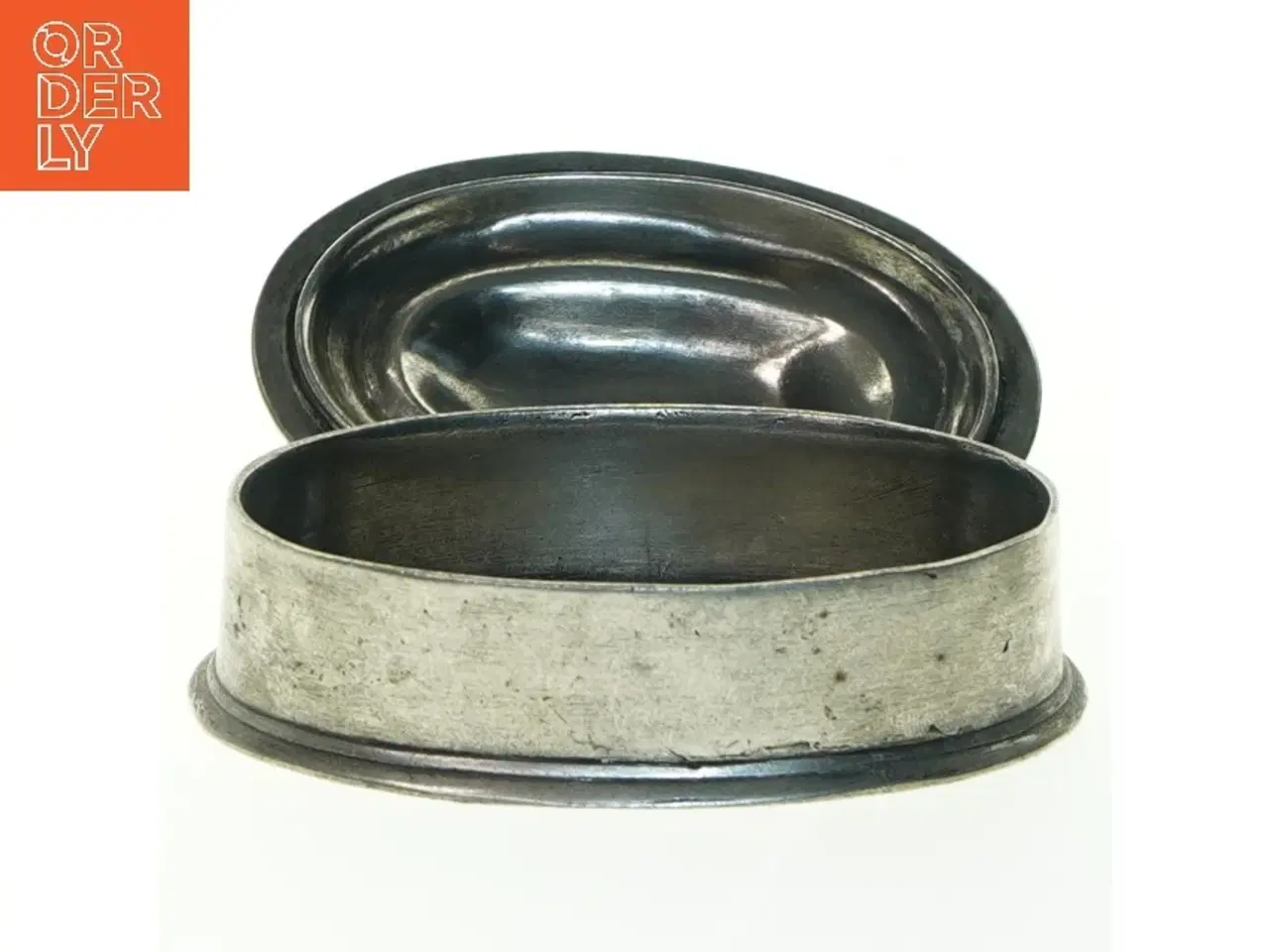 Billede 5 - Oval metalæske med låg (str. 13,5x9x6 cm)