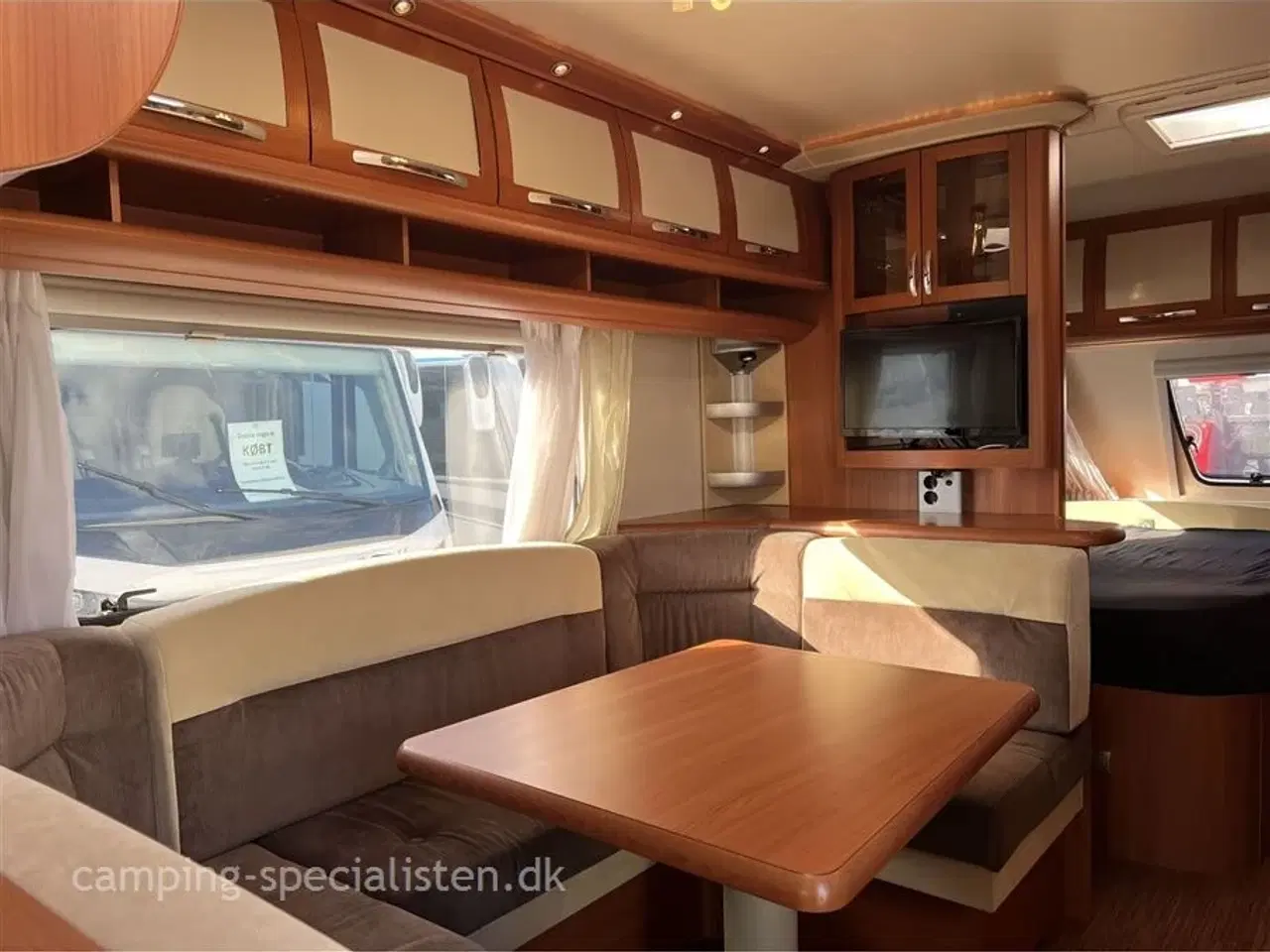 Billede 6 - 2010 - Hobby Excellent 650 KMFe   2010 Hobby 650 Excellent 650 KMFe - Se den nu hos Camping-Specialisten