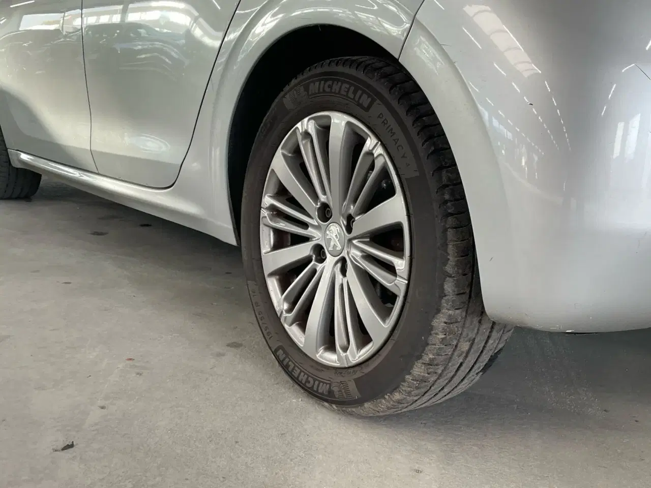 Billede 4 - Peugeot 208 1,6 BlueHDi Desire Sky 100HK 5d