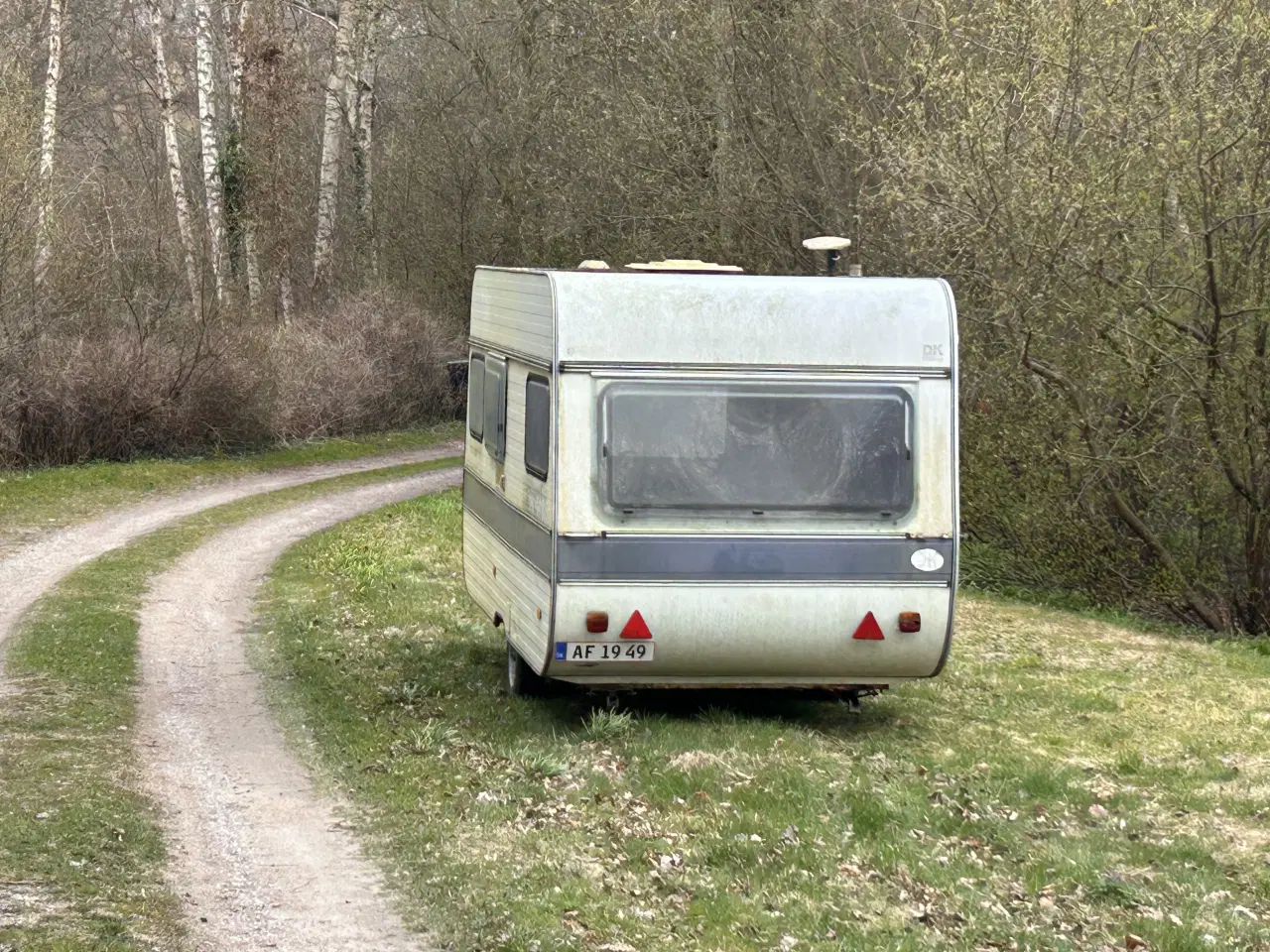 Billede 4 - Campingvogn gives væk