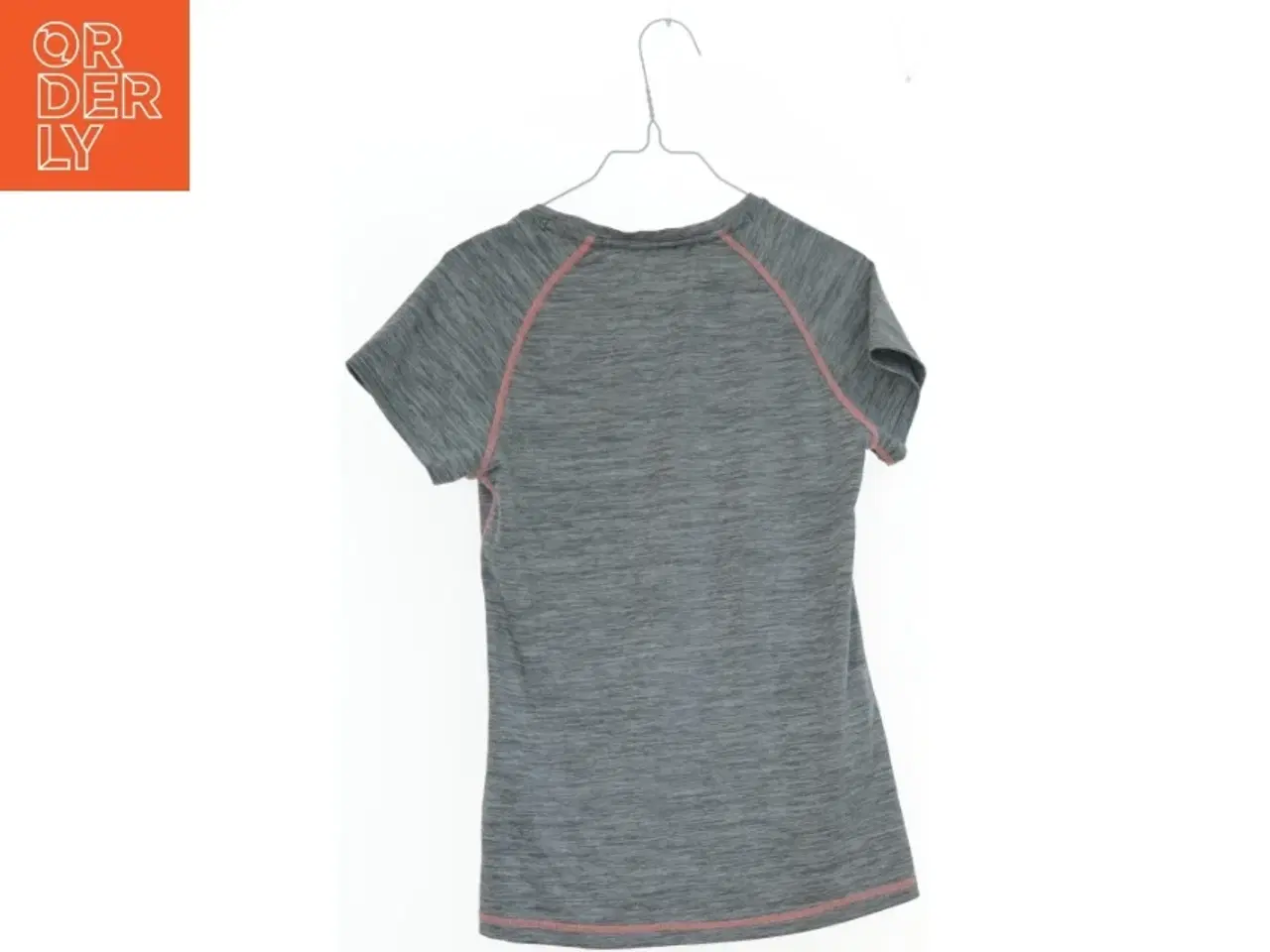 Billede 2 - Grå T-shirt med lyserøde syninger fra H&M (str. 152)