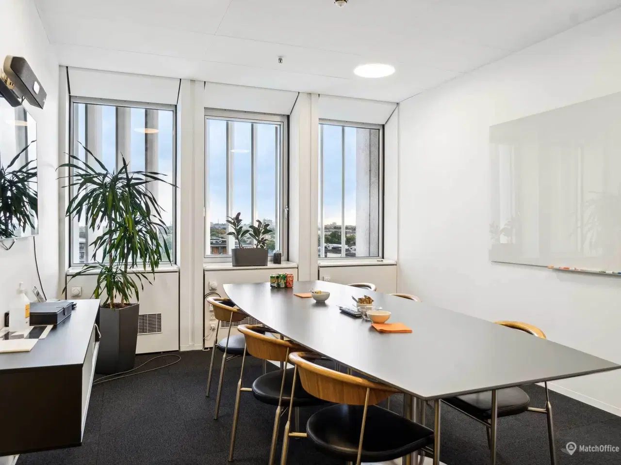 Billede 6 - 758 m2 lyst kontorlejemål i Søborg Tower med bemandet reception. kantine og fri parkering.