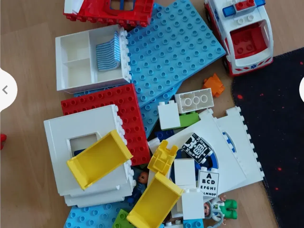 Billede 1 - Duplo hospital 