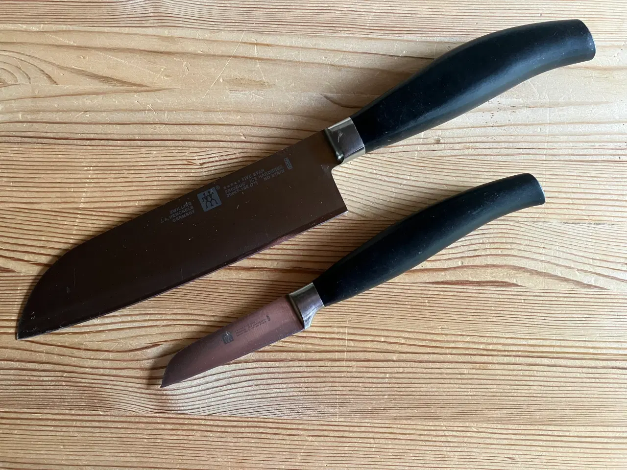 Billede 3 - Zwilling Santoku-kniv og urtekniv (?)