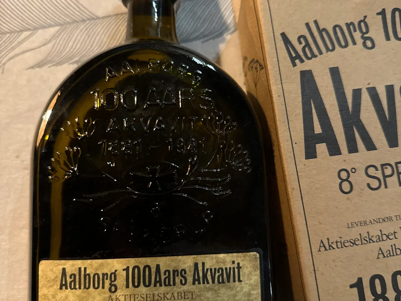 Billede 4 - Aalborg 100 Aars Akvavit