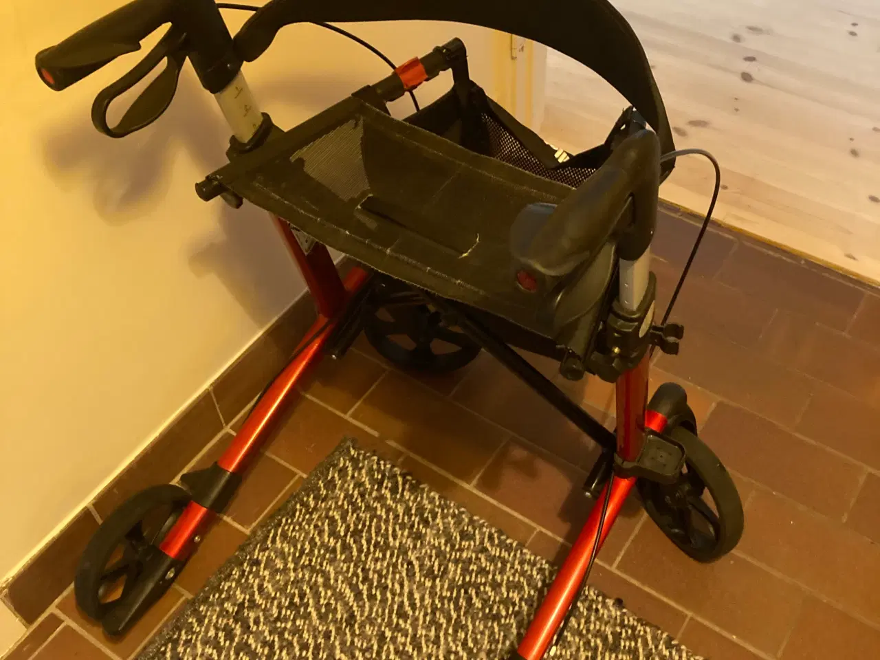 Billede 3 - Rollator. Mobilex Leopard. 600 kr.