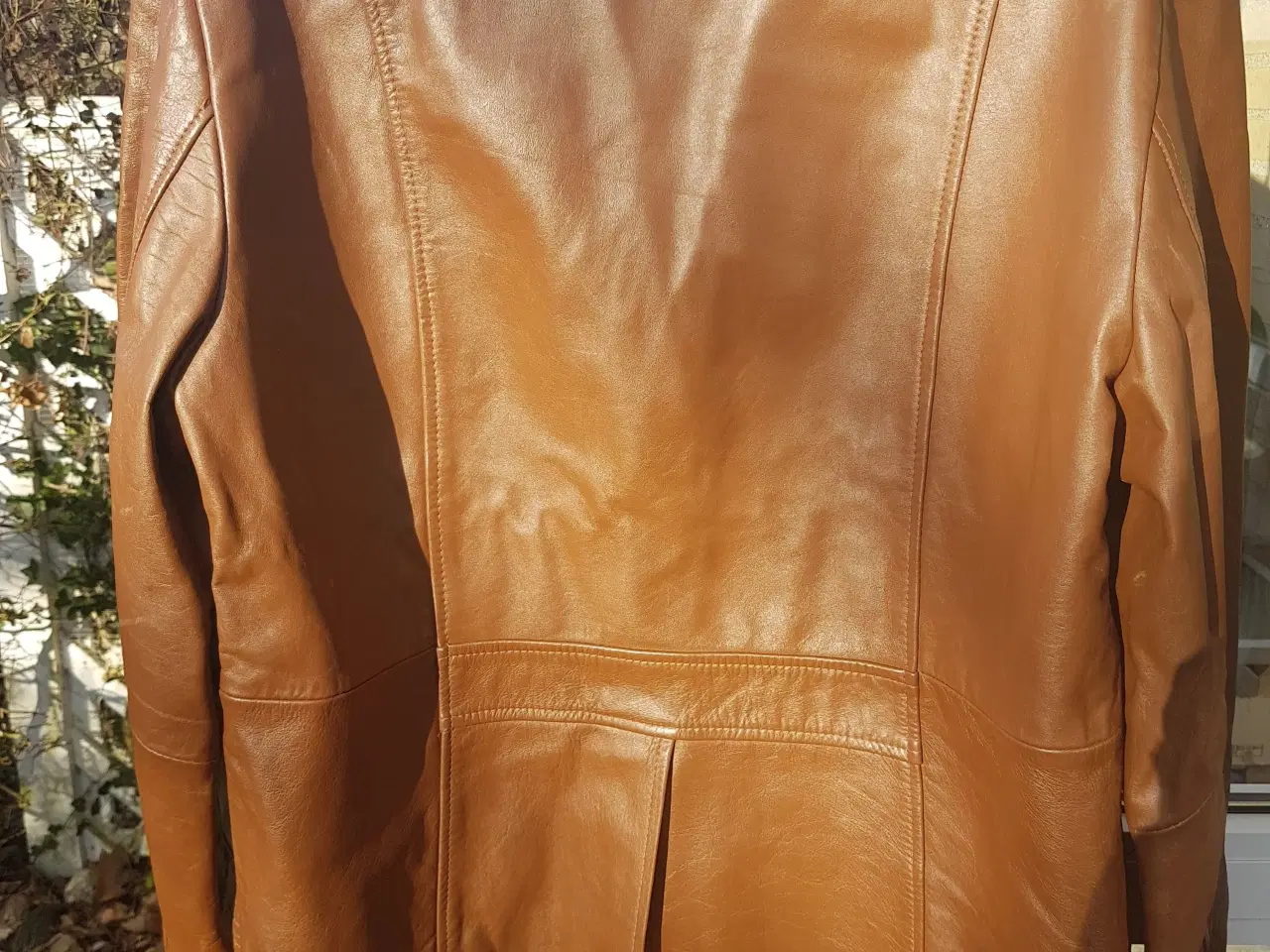 Billede 2 - SKINDJAKKE  HERRE 