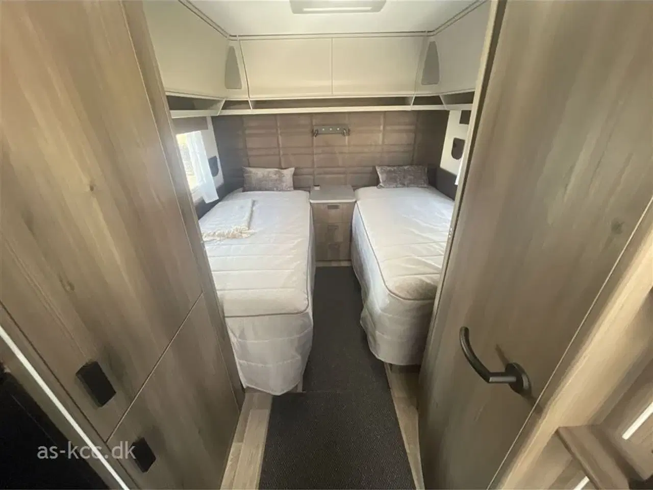 Billede 12 - 2026 - Kabe Royal 540 GLE KS Kabe Royal 540 XL KS