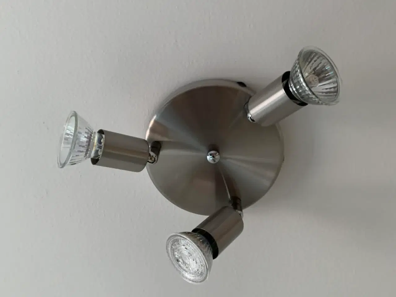 Billede 1 - Loftspotlamper i grå metal